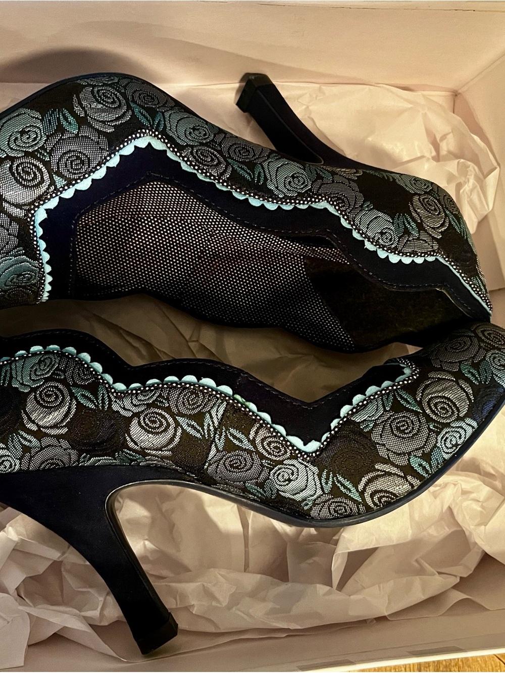 Blue Rose-Embroidered Women's Heels